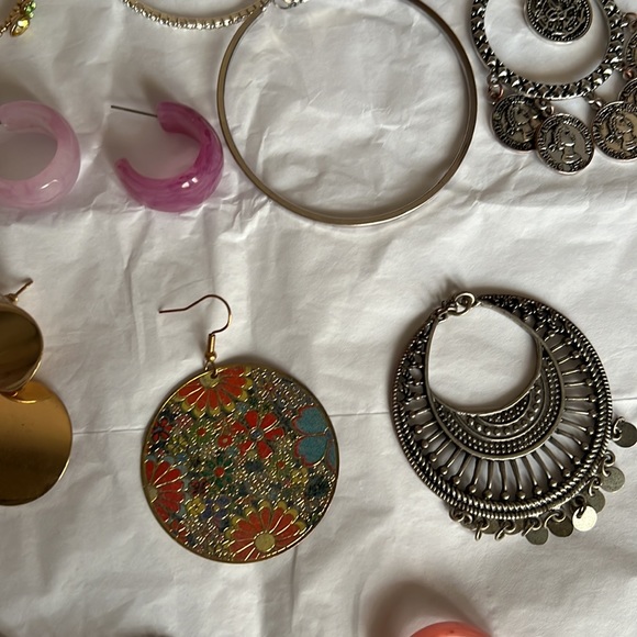 Earring Bundle - Womens Jewelry - Womens Accessories - Crafting Bundle - Gifts - Picture 4 of 10